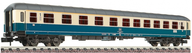 Express train passenger car 1st/2nd class type ABm225<br /><a href='images/pictures/Fleischmann/Fleischmann-864203.jpg' target='_blank'>Full size image</a>